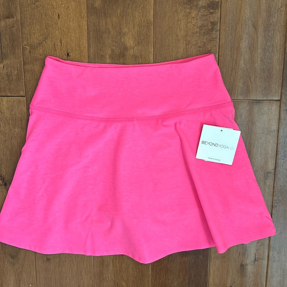 Beyond Yoga Spacedye Hot Shot Skort